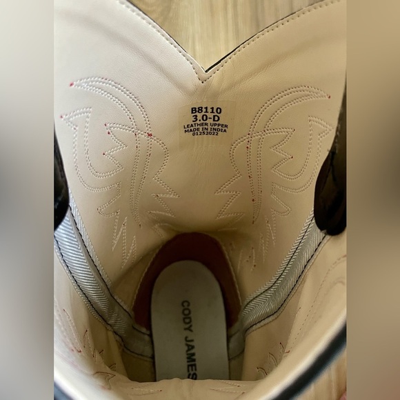 CODY JAMES® KID'S WESTERN BOOTS Size 3D - Picture 6 of 7